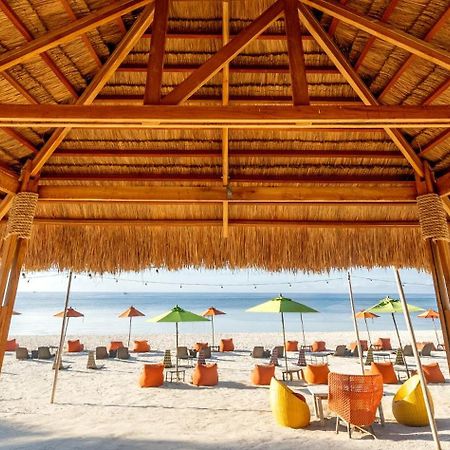 Oceanica Resort Panglao, Bohol Eksteriør billede The beach at the Hard Rock Hotel