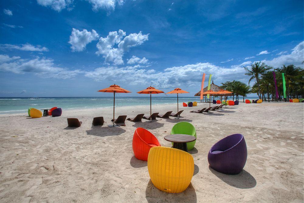 Oceanica Resort Panglao, Bohol Eksteriør billede Beach at the hotel