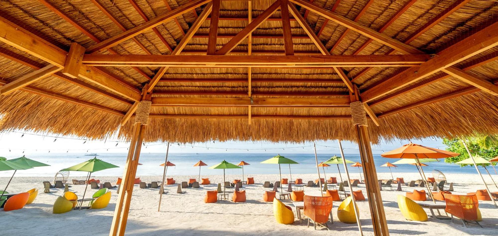 Oceanica Resort Panglao, Bohol Eksteriør billede The beach at the Hard Rock Hotel