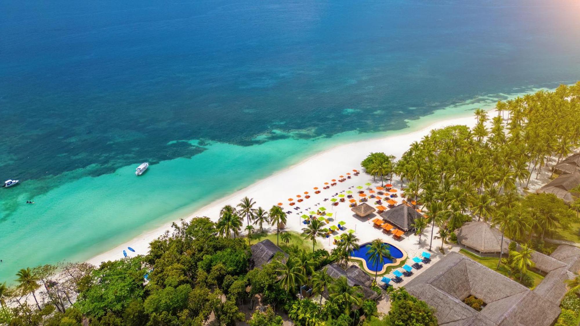 Oceanica Resort Panglao, Bohol Eksteriør billede Aerial view of the beach